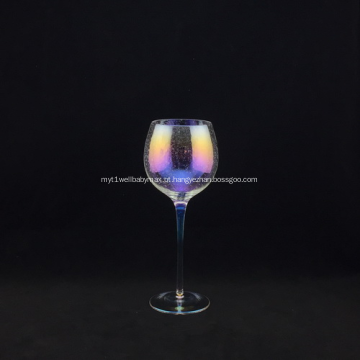 Conjunto de taças de vinho coloridas